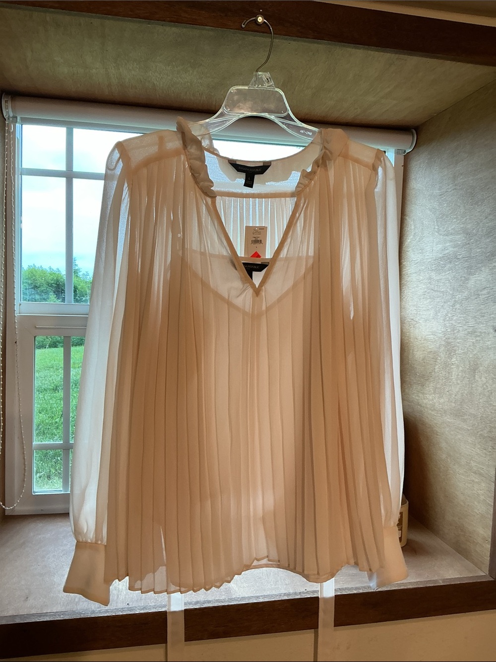Banana Republic Creamy Pale Pink Pleated Chiffon Peplum Blouse with Tie Waist